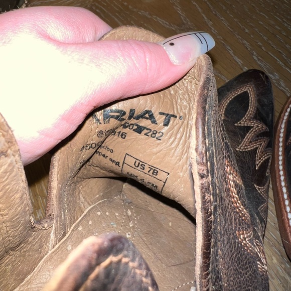 ARIAT MINI BOOTIES - Picture 3 of 15